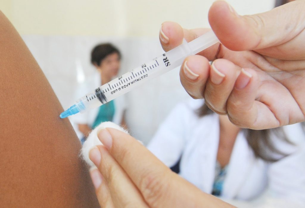 Os vínculos da atitude antivacinação